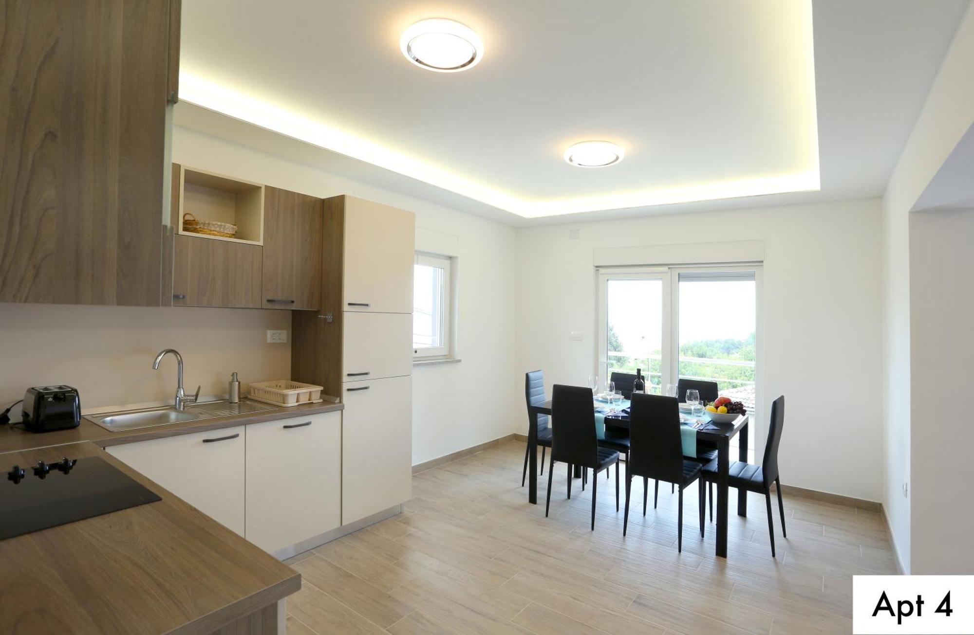 Villa Dragi With Pool, Sauna, & Whirlpool Opatija Habitación foto